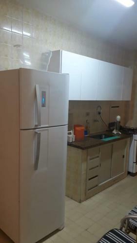 Apartamento Pitangueiras 7 Pessoas / 200 Mts Da Praia