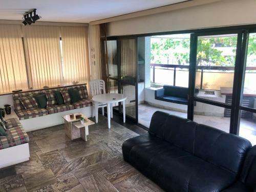 Apartamento Pitangueiras Exclusivo Com Piscina Na Sacada