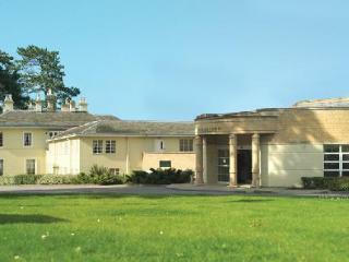 Hotel Eastwood Hall
