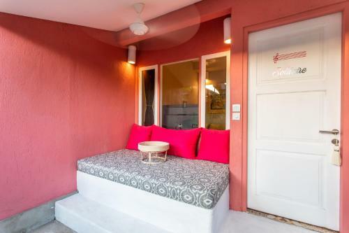 Bed & Breakfast Pinkprivate Sanur - Cool Adults Only