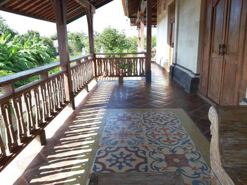Hostal Maguna Guest House