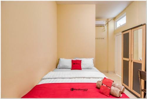 Hostal Reddoorz Near Ramai Mall Malioboro