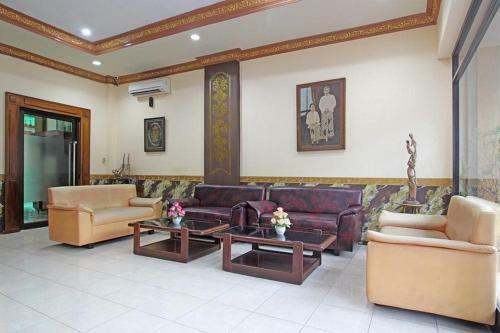 Yogya Kembali Malioboro Hotel Redpartner