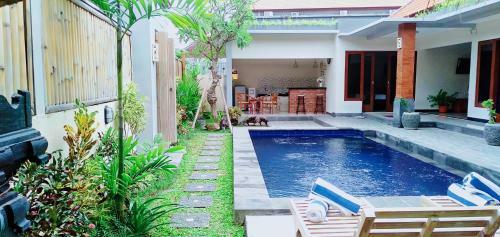Hostal The Jepun Room And House