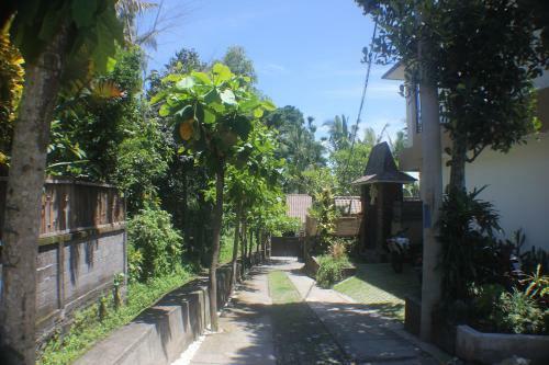 Hostal Indah Bali Guesthouse