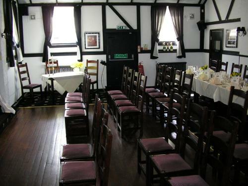 The Robertson Arms Hotel