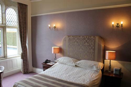 Oakwood Hall Hotel