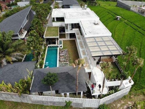 Villa Mosaic - Stunning Designed Spacious Villa - Center Canggu