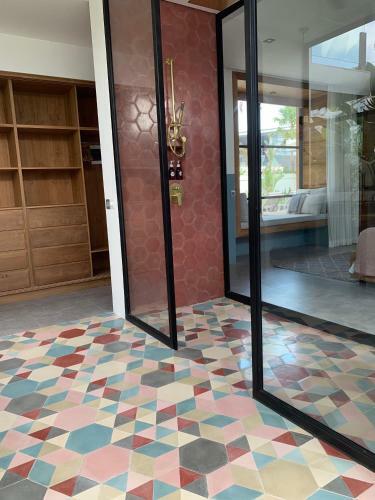 Villa Mosaic - Stunning Designed Spacious Villa - Center Canggu