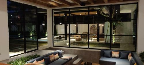 Villa Mosaic - Stunning Designed Spacious Villa - Center Canggu