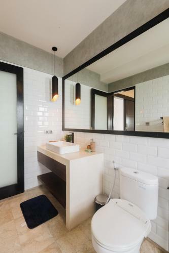 Ny Loft Style Town House, 5min Walk To Echo Beach