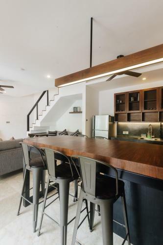 Ny Loft Style Town House, 5min Walk To Echo Beach