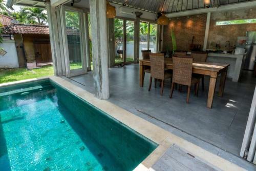 Villa Snoops
