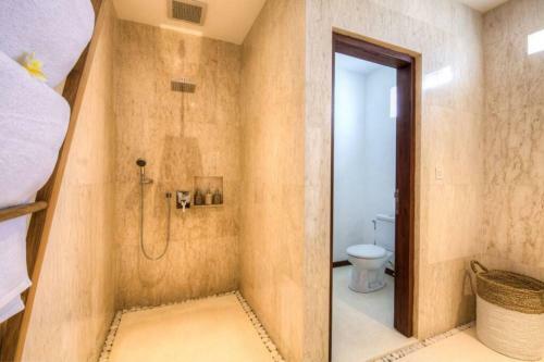 Villa Frangipani Merah