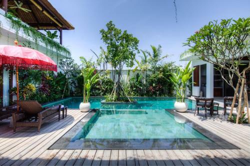 Villa Frangipani Merah
