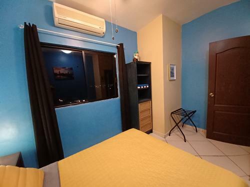 New Home W Private Pool Alberca