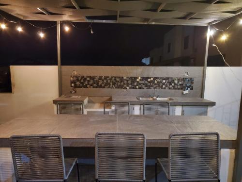 New Home W Private Pool Alberca