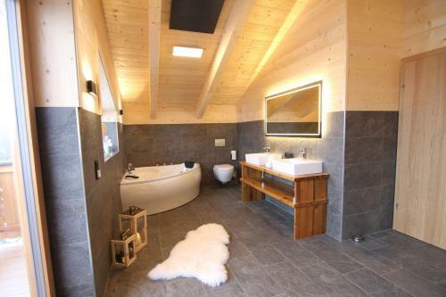 Heidi Chalets Falkert Heidialm - Chalet Almsommer