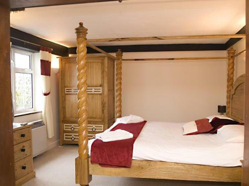 Peacock Hotel