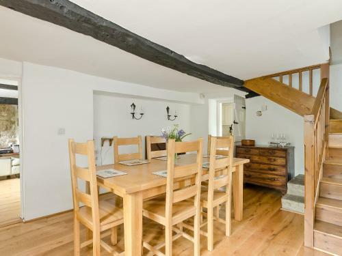 Brookside Cottage