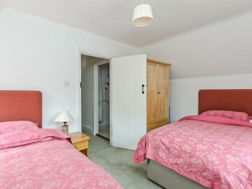 Brookside Cottage