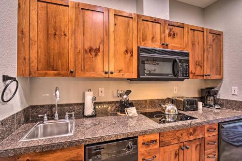 Apartamento Ski-in And Ski-out Studio - Walk To Downtown Main St!