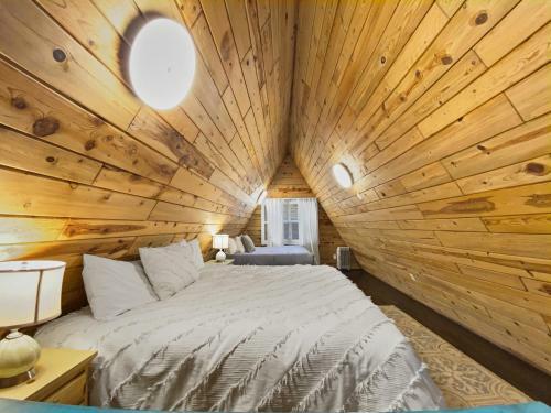 Vacay - Frame Home