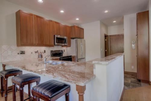 Highland Greens Getaway