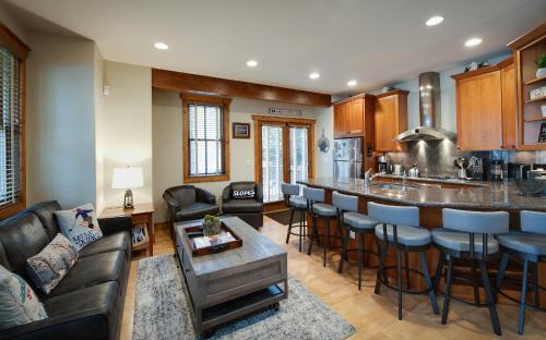 Ridge Street Chalet Home A Historic District Charm
