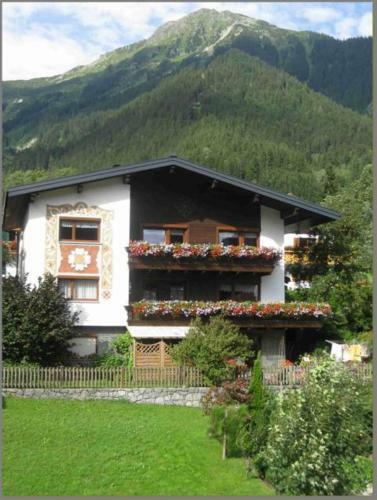 Apartamento Haus Lifinar - Carmen Juen