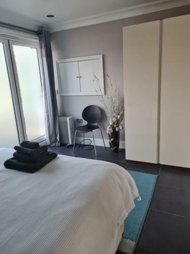 Private Luxury Annex Apartment With Secure Free Parking