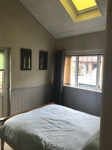The Annex Apartment Is On Cheddar Bridge Touring Park