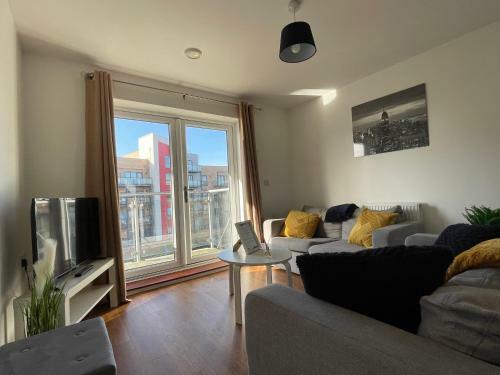 Niche Riverside Apartments