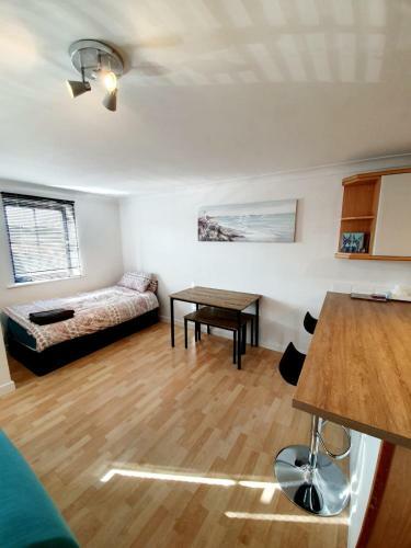 Chelmsford Town Centre Apartments With Car Parking