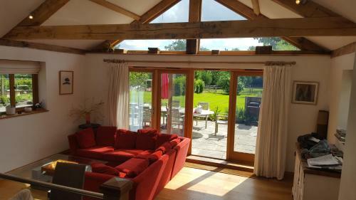 Prestwick Oak - Open Plan 2 Double Ensuite Rural Oak Framed House Sleeps 4 Plus Aonb