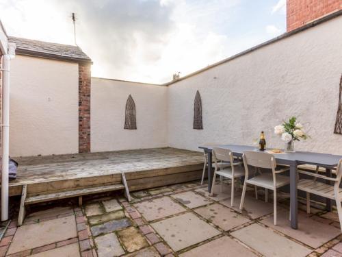 Pass The Keys Stunning Coach House - 4 Bed, Sleeps 8