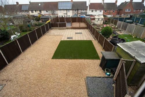 Sherwood Stay: Netflix, Parking, Garden