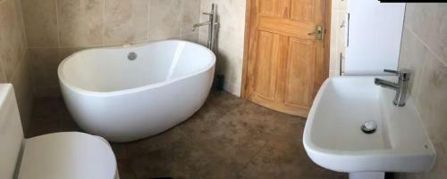 Snowdonia Village Hot Tub And Great Views