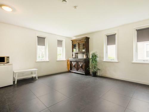 Pretty Holiday Home In Vroomshoop With Garden