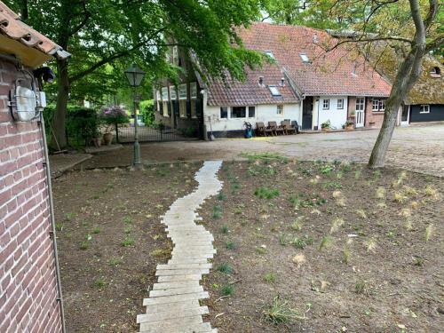 Prachtig Gerenoveerd Bakhuis Eneren�