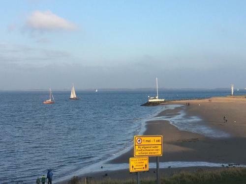 Vakantiewoning Met Een Geweldige Tuin Aan Zee