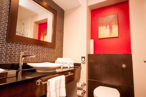 Chessington Hotel