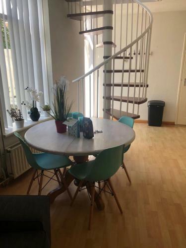 Apartamento Bensan Beach House Zandvoort