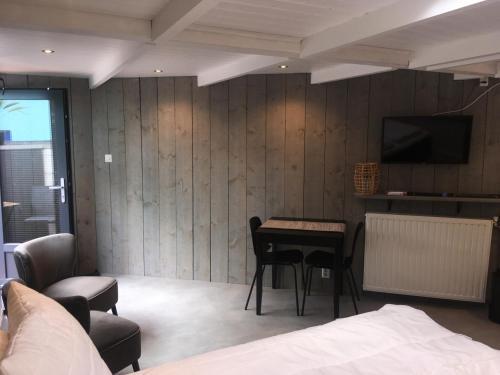 Centre Beach Lodge (2)