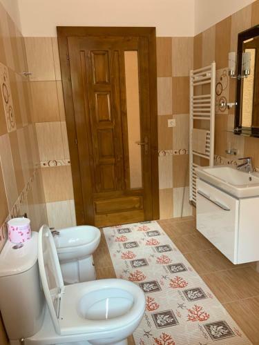 Hostal Krystal Romuli