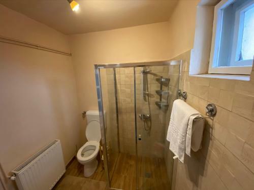 Family Friendly 4village House
