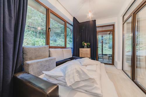 Prestige Luxury Apartment Predeal