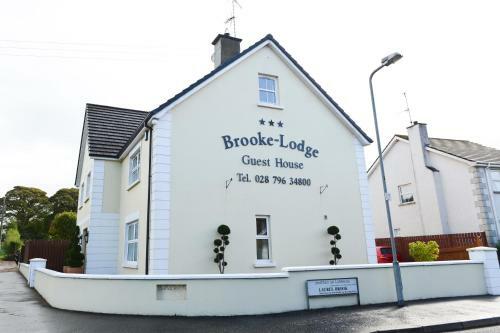 Hostal Brooke Lodge Guesthouse