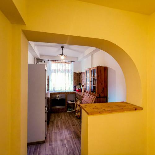 Cozy Lupo Apartment Predeal