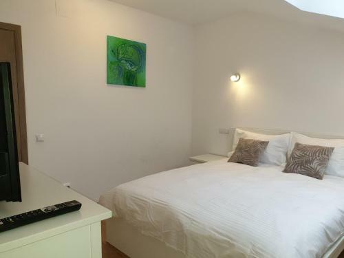 Lenz Apartment 2 Predeal